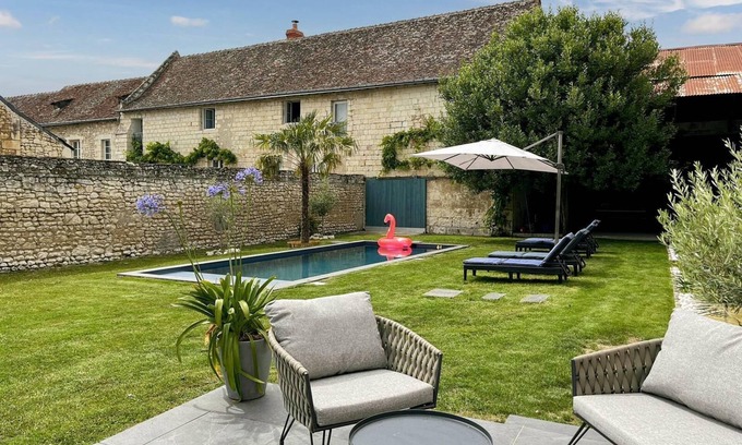 Tavant Cottage | South Touraine village house with swimming pool near Chinon Azay 10 p