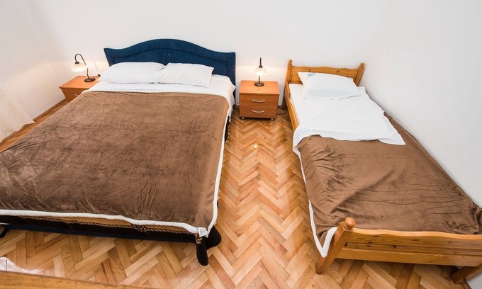Kastel Stafilic Apartment | South Wing Apartment