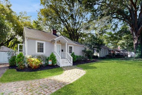 Charlotte House | Southern Comfort Retreat