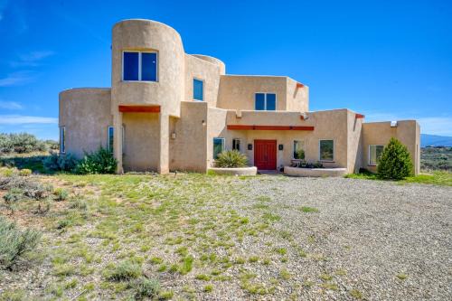 Ranchos De Taos House | Southwest Stunner