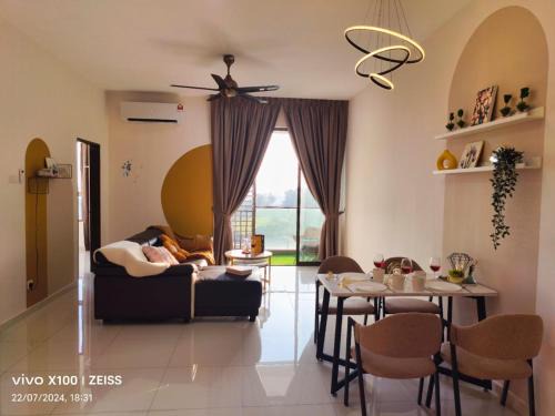 Sungai Buloh Apartment | sp13a Netflix 6pax 2park kelab Rahman putra Sungai buloh