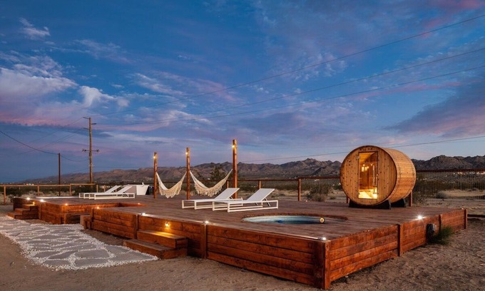 Joshua Tree House | Spa Home with Hot Tub, Sauna, and Movie Theater.