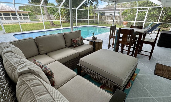 Melbourne Beach House | Space Coast Heated Pool ~ Barrier Island ~ King Beds ~ 13 min Walk to Beach