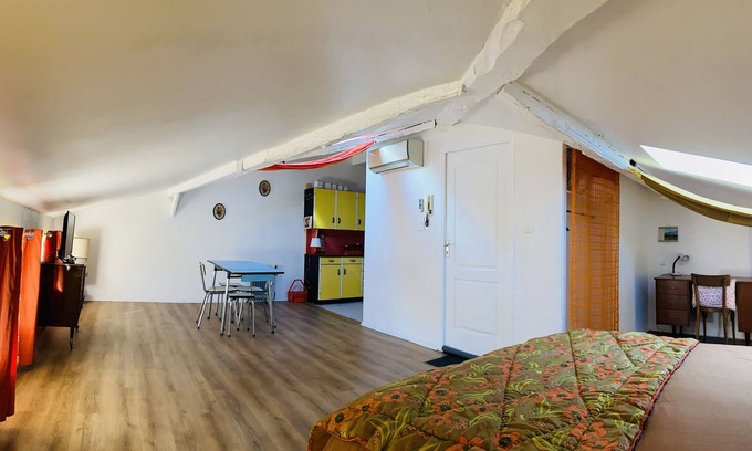 Gannat Apartment | Spacieux Studio Sebventies