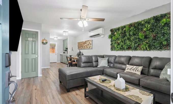 Northeast Pensacola House | Spacious 2 bedroom townhouse completely remodeled with all the amenities
