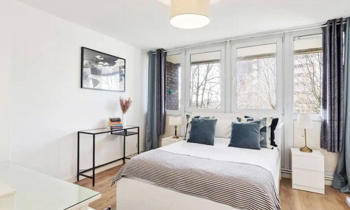 Westbourne House | Spacious 2BR apartment in Notting Hill