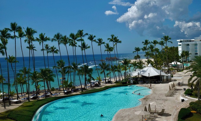 Villas Del Mar Apartment | Spacious 3-bedroom apartment with AC, fitness room in awesome Playa Juan Dolio