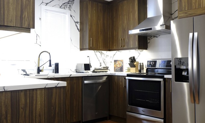 Applewood House | Spacious 3-Bedroom Apartment|Perfect for Families