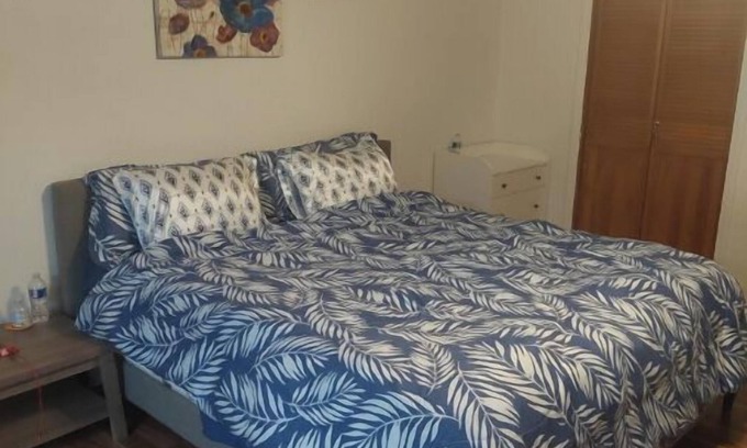 Hesperia House | Spacious 3 bedroom house with WiFi and AC in charming Hesperia
