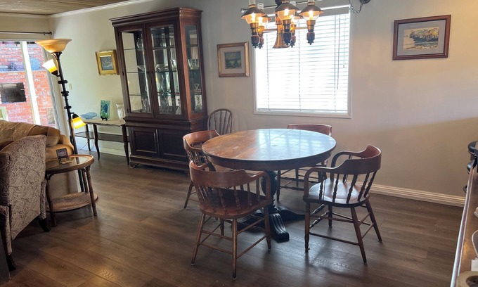 Avalon House | Spacious 3-bedroom townhome in enchanting Avalon, Catalina Island