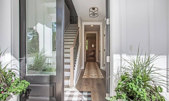 Mount Pleasant House | Spacious 4-bedroom n charming Mount Pleasant with fitness room, 2nd primary