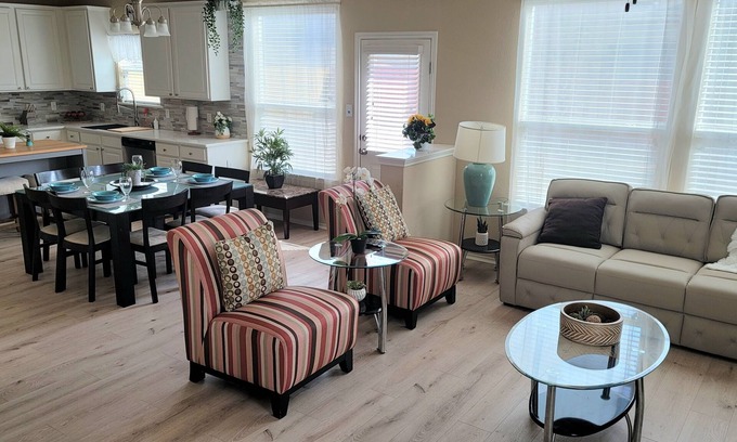 Converse House | Spacious 4 bedroom central to everything San Antonio has to offer