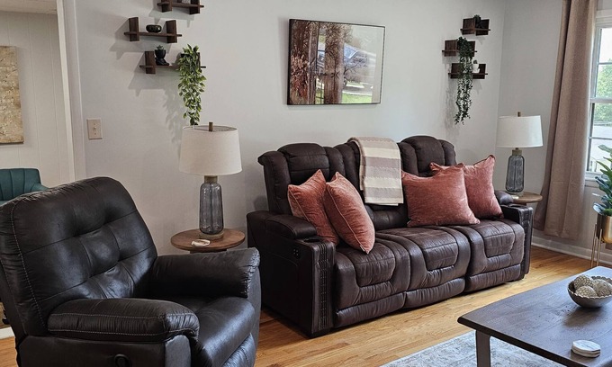 Madison House | Spacious 4-bedroom house with Galleria Pet-friendly. Fully fenced backyard.