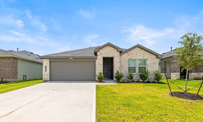 Magnolia House | Spacious 4-bedroom house with WiFi, AC in charming Magnolia