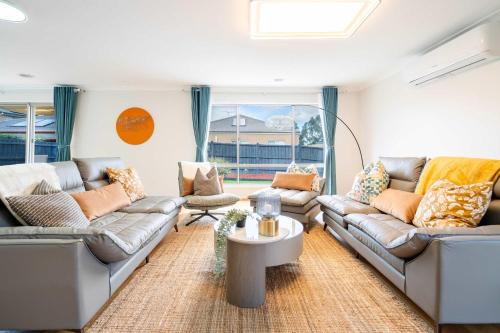 Point Cook House | Spacious 4B House in PointCook
