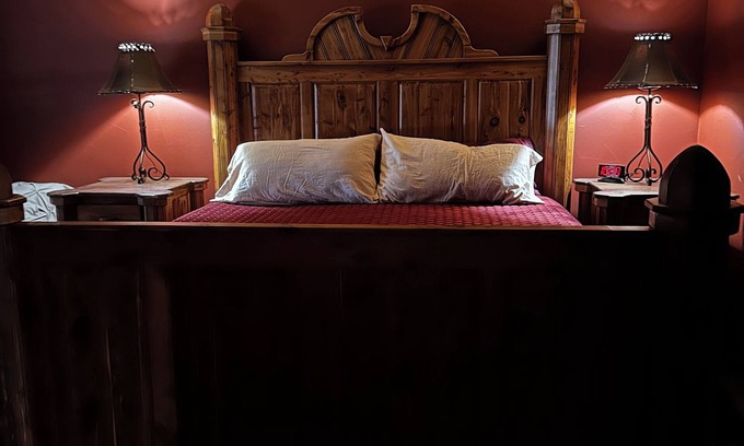 Bangs House | Spacious 5-bedroom barndo with WiFi, luxurious amenities, located in Bangs, TX