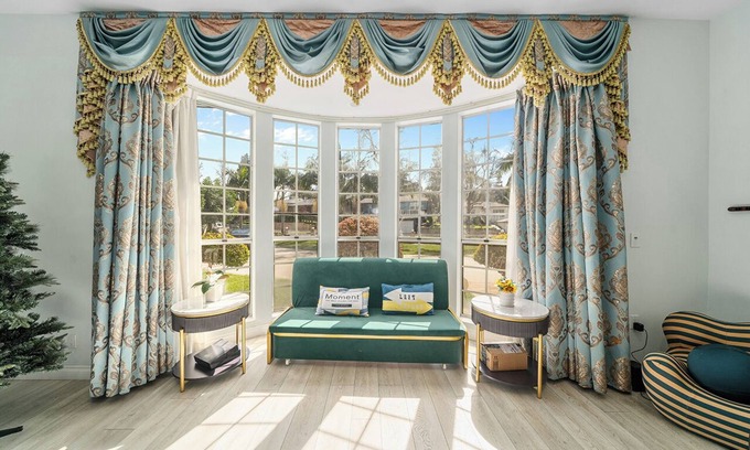 Monterey Park House | Spacious 6-bedroom house with HUGE swimming pool