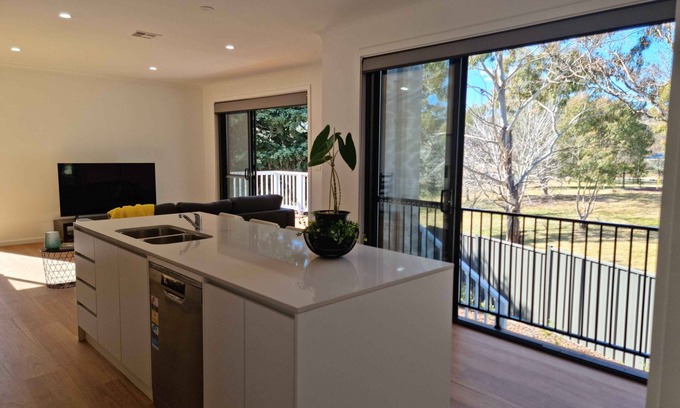 Theodore House | Spacious and modern four bedroom home