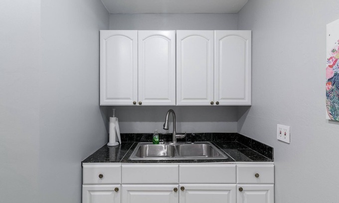Fountain Hills Apartment | Spacious and Quiet1BR 1BA Apartment - Hiking, Biking, Shopping Nearby