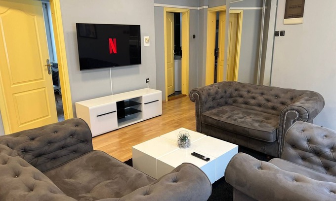 Nis Apartment | Spacious apartment-5 minutes from the city center!