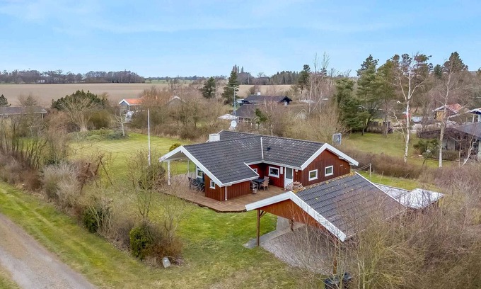 Næsby Strand House | Spacious, bright, 400m from the beach with sauna