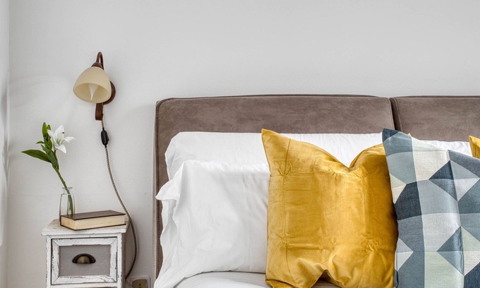 Tricolore Apartment | Spacious central flat for 4 guests