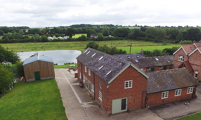 Market Drayton House | Spacious comfortable converted barn with character in peaceful surroundings.