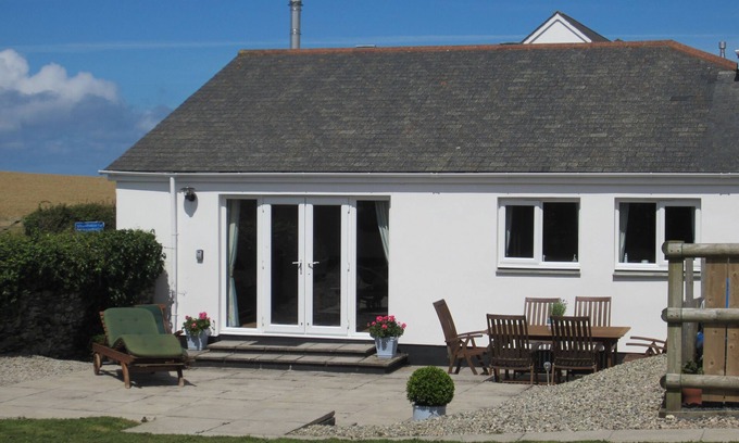 Port Isaac House | Spacious cottage on the outskirts of Port Isaac with large garden and parking.