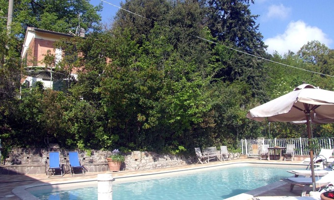 Val Canina Apartment | Spacious Flat with gazebo, barbecue, shared pool,Wi-Fi,quiet location.