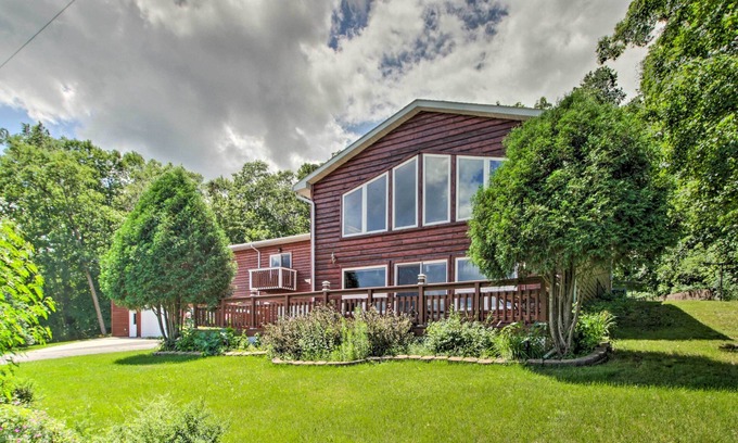 Frazee House | Spacious Frazee Home w/Direct Lake Access!