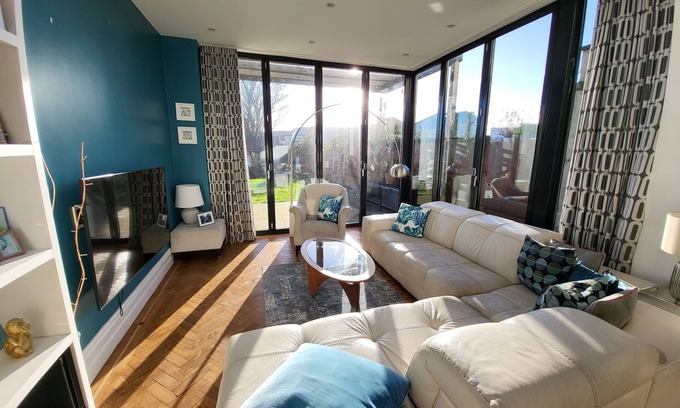 Claddagh House | Spacious Galway City House