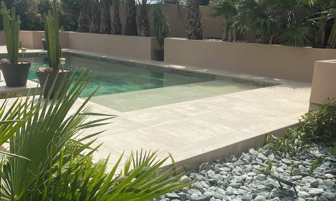 Saint-Aygulf Villa | SPACIOUS GROUND-FLOOR APARTMENT IN VILLA HEATED POOL AIR CONDITIONING NEAR SEA