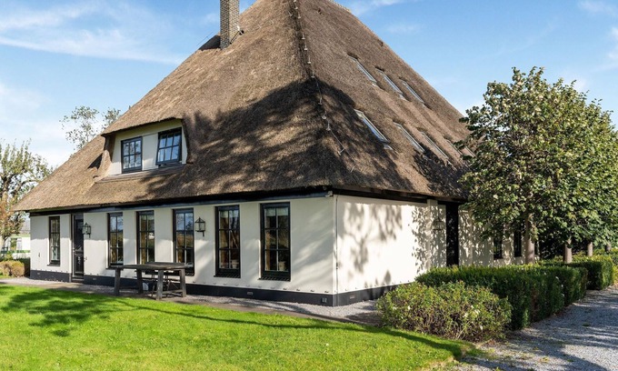 Municipality of Heiloo House | Spacious Holiday home De Pauwenhof