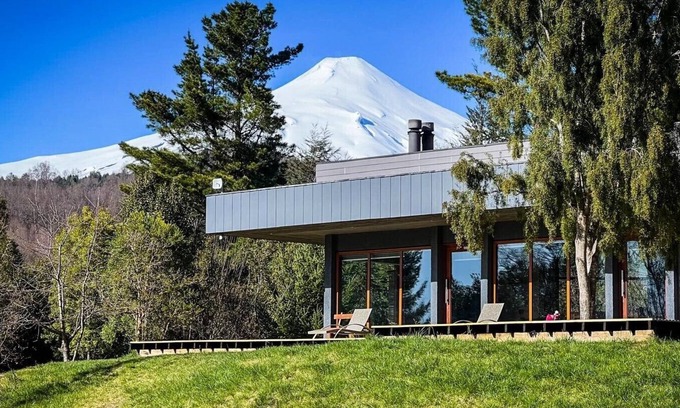 Pucon House | Spacious Holiday Home for Spring or Summer Sun