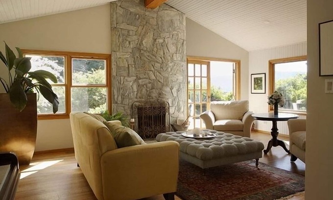 West Vancouver House | SPACIOUS home 3 bd * Reviews 5 min to BEACHES MTNS GOLF 20 min CITY has it all!n