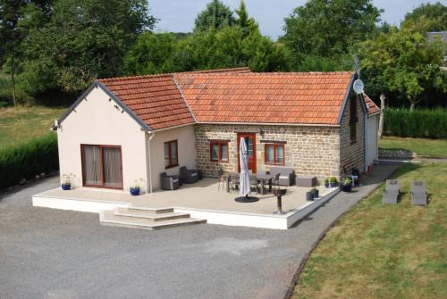 Chalandrey House | Spacious house for 6 people with a swimming pool