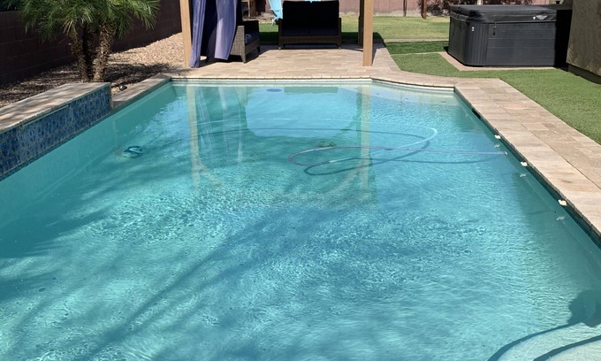 Queen Creek House | Spacious house w/pool and hot tub. Plenty of room to entertain!