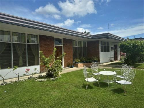 Davao House | Spacious House with wide Parking Area and Lawn at Damosa Lanang