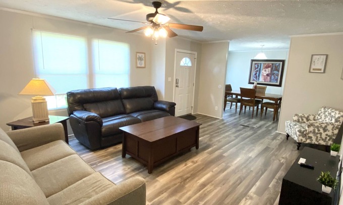McCutcheon Field House | Spacious Jacksonville Getaway