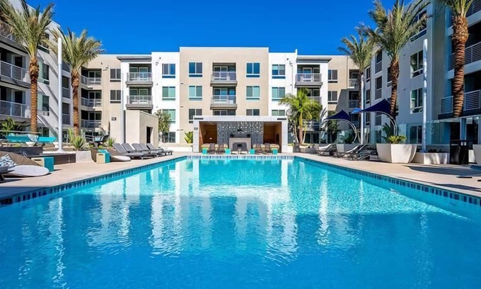 Irvine Business Complex Apartment | Spacious LA 2BR | Stay nr Orange County Airport