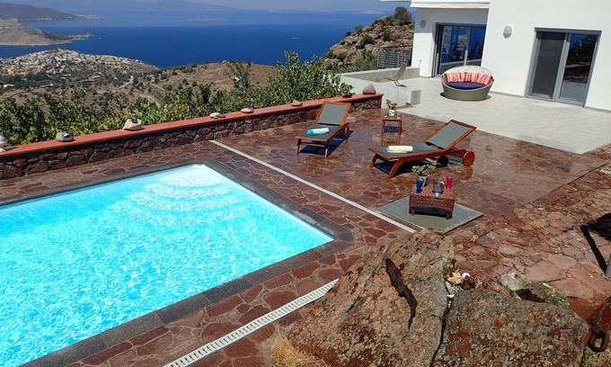 Kontos Villa | SPACIOUS - LUXURIOUS ART VILLA SEA VIEW WITH POOL AND GORGEOUS SUNSET!