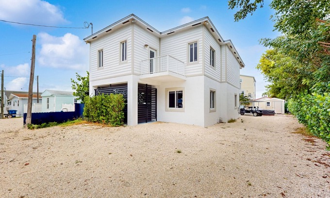 Key Largo Village House | Spacious & modern waterfront home with great outdoor space - dog-friendly