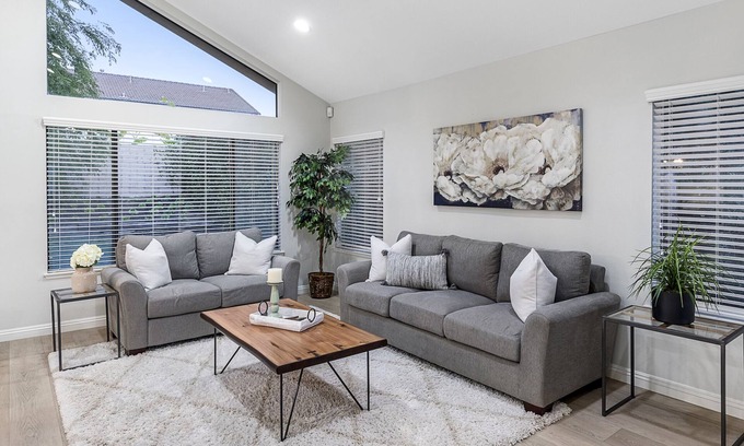 Northwood House | Spacious & Private 4 Bed Home in Northwood, Irvine