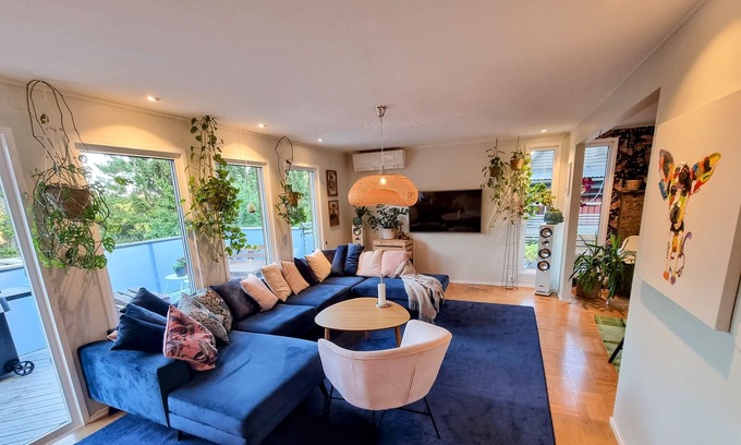 Vastra Frolunda House | Spacious renovated villa 15 min to Gothenburg