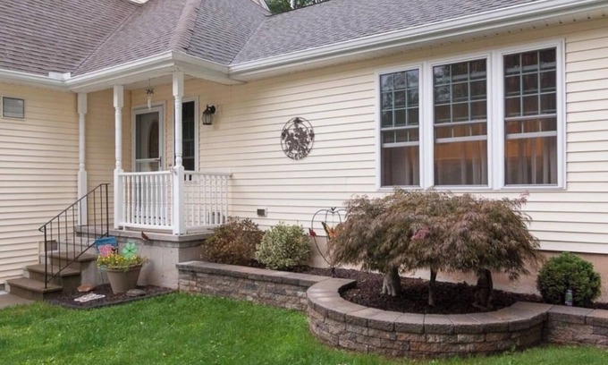 Bristol Apartment | Spacious Serene Sanctuary - 2 Bed 2 Bath Apartment in Bristol