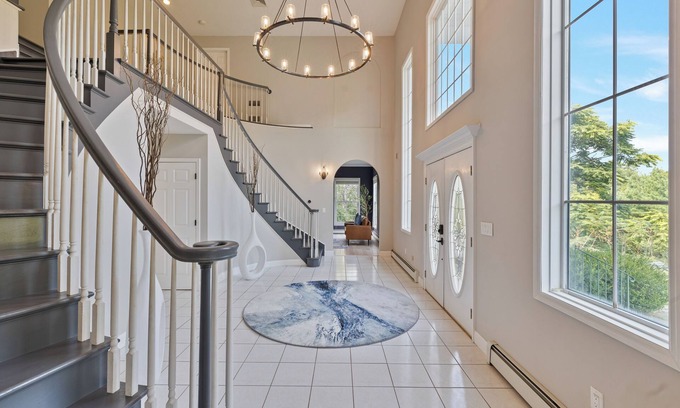 Monroe House | Spacious Smart Home Retreat on 14 Acres of Nature