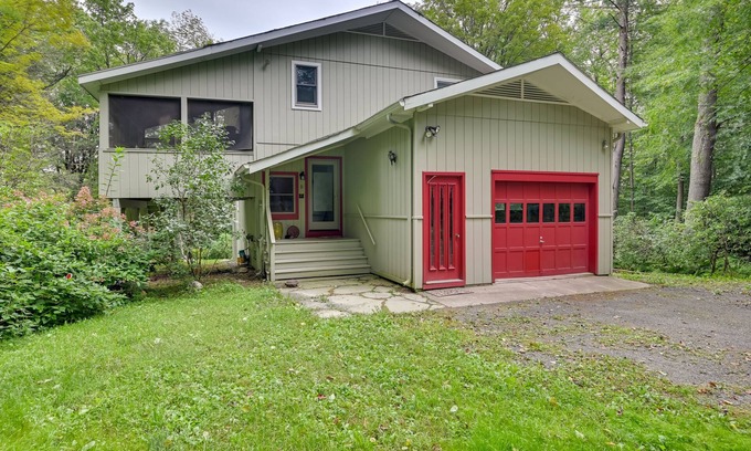 Tolland House | Spacious Tolland Home w/Deck + Screened Porch!