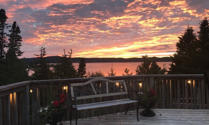 Glovertown House | Spacious Vacation Home - 5 min to Terra Nova National Park