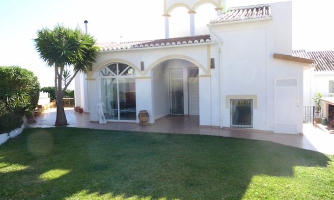 Nerja Villa | Spacious Villa With Sea And Mountain Views Very Close To The Communal Pool