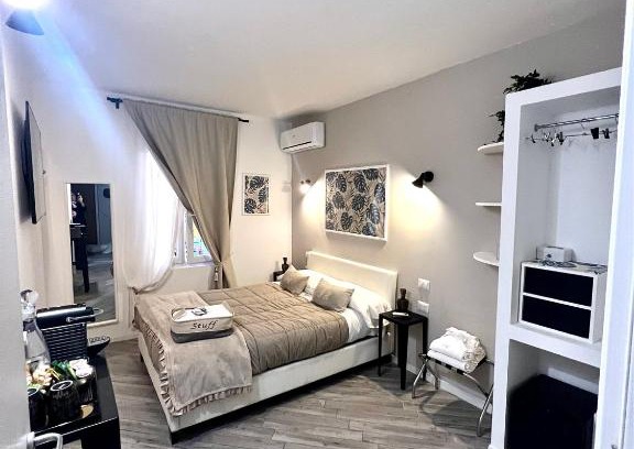 Rione III Colonna House | Spagna Rooms